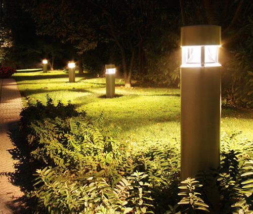 Solar Lawn Light